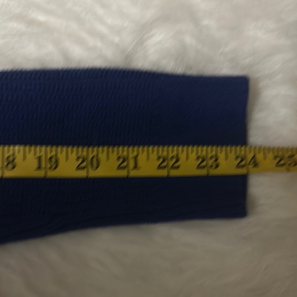 Lauren Ralph Lauren Women’s Blue Sweater with Gold Buttons Size Medium - Picture 7 of 7